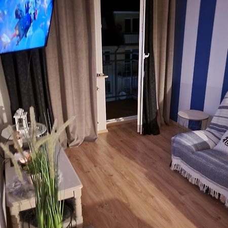 Apartament Wakacyjny Ines -Ustka-Na Wydmie,Samodzielne Zameldowanie,Garaz Do Dyspozycji Gosci Værelse billede